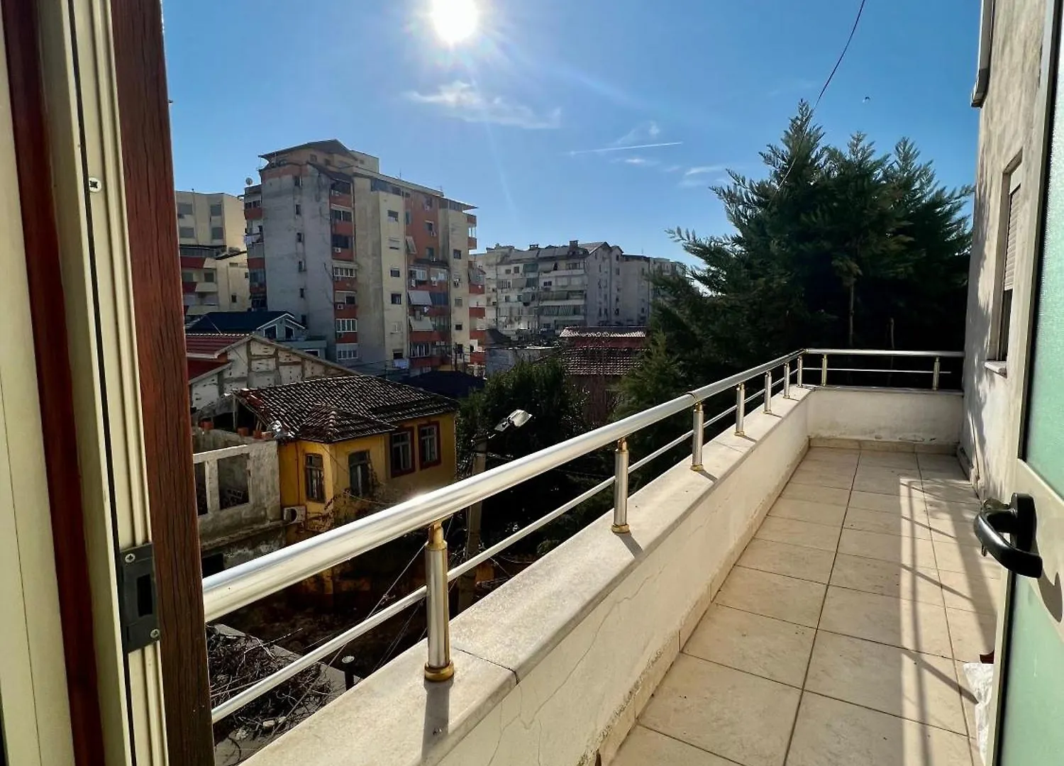 Xhomlliku Apartment Tirana